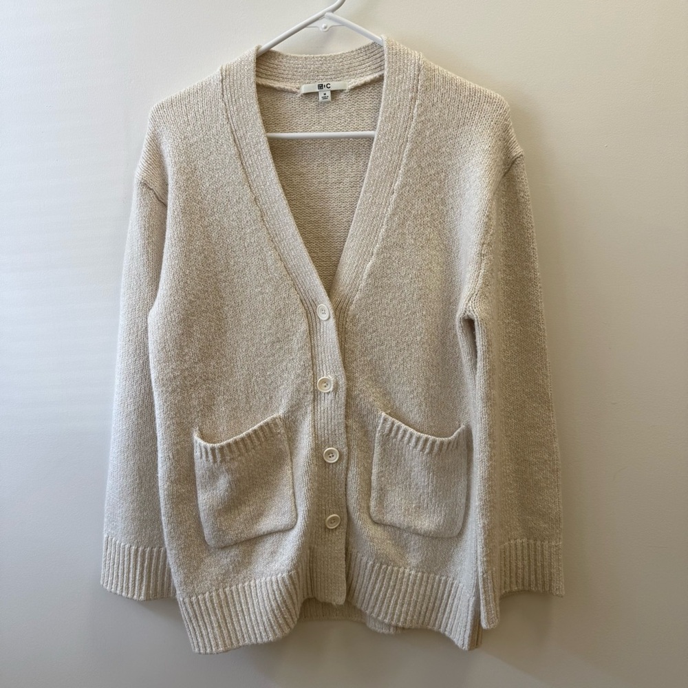Uniqlo Women's Beige Cardigan Sweater